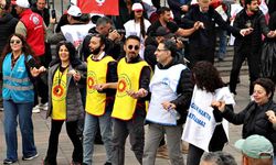 Bolu'da 1 Mayıs halaylar çekilerek kutlandı