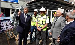 Vali Yavuz, yapımı devam eden okullarda incelemelerde bulundu