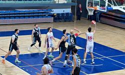 EBBL 2. Lig Play-Off: Düzce 81 Basketbol: 57 - Merzifon Belediyespor: 59