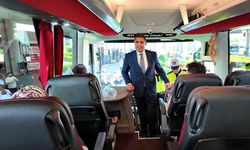 Düzce Valisi otobüste emniyet kemeri denetimi yaptı