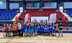 Küçükler futsal şampiyonları belli oldu