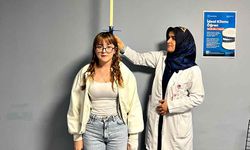 Bu sefer öğrencilerin boyunu ve kilosunu ölçtüler