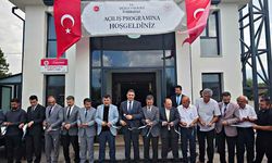 Depremde yıkılan bir cami daha yeniden inşa edildi