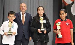 Atıkları sanata dönüştürdüler, temiz dünyayı kaleme aldılar