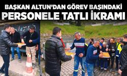 Kamil Altun işçi bayramında personelini unutmadı: Elleriyle tatlı ikram etti