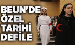 BEUN'de Hemşirelik Haftası'na özel tarihi defile