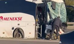 Geziden dönen öğrencileri taşıyan otobüs bariyerlere çarptı: 4 yaralı