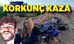 Motosiklet yol kenarına devrildi: 2 ölü