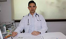 6 aydan küçük bebeğinizi denize sokmayın