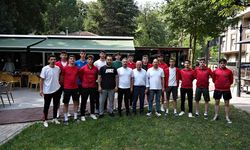 Türkiye finalleri için Kayseri’ye uğurlandılar