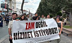 Öğrencilerden otobüs zamlarına tepki yürüyüşü