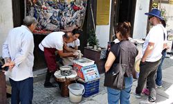 Germiyan Sokak'ta çini sanatı yeniden canlanıyor