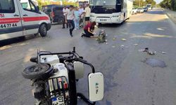 Otobüs ile elektrikli motosiklet çarpıştı: 2 yaralı