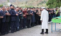 Denizde boğulan lise öğrencisi son yolculuğuna uğurlandı