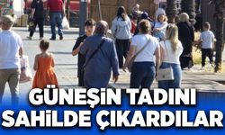 Güneşin tadını sahilde çıkardılar