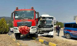 Karabük'te arazöz midibüsle çarpıştı: 3 yaralı