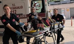 Seyir halindeki kamyonetten düşerek ağır yaralandı