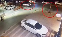 Hızla ilerleyen motosikletli böyle kaza yaptı