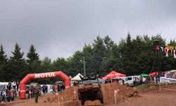 Artvin'in Kafkasör Yaylası'nda nefes kesen off-road heyecanı