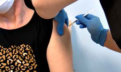 HPV aşısı erkek-kadın fark etmeksizin herkesi koruyor