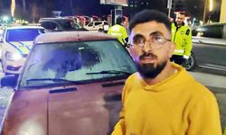 Seyir halindeyken yanan otomobili esnaf söndürdü