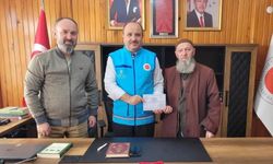 80 yaşındaki emekli imam ve öğretmen oğlundan Gazze'ye anlamlı destek