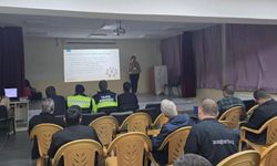 Mudurnu'da servis şoförlerine ilk yardım eğitimi verildi