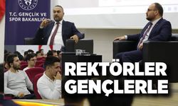 Rektörler Gençlerle