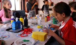 Kent Müzesi Taş Boyama Atölyesi’nde renkli anlar