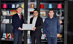 Emniyet ve Jandarmaya 2 araçlık katkı