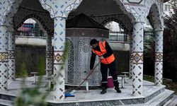 63 mahalledeki camilerde temizlik çalışmaları sürüyor