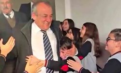 Bir ömürlük eğitimin son zili: 46 yıllık öğretmenlik yolculuğuna alkışlarla veda