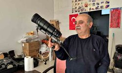 Koleksiyonuyla fotoğrafçılığa ışık tutuyor