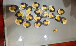 Sahte altın oyununu kuyumcunun dikkati bozdu