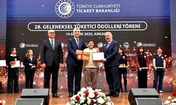 Bin 600 eseri geride bıraktı, Türkiye birincisi oldu!