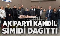 AK Parti kandil simidi dağıttı