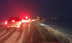 Kar ve yoğun tipi ulaşımda aksamalara neden oldu