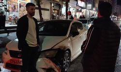 Batman’da seyir halindeki otomobil alev aldı