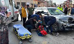 Cip ile motosiklet kafa kafaya çarpıştı