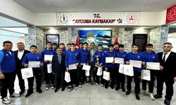Kaymakam Adem Kaya, Şampiyon Futsalcıları ağırladı