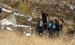 Mtosikletli sürücü şarampole yuvarlandı