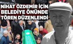 Nihat Özdemir için belediye önünde tören düzenlendi