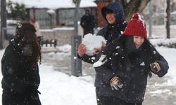 Gümüşhane’de Yoğun Kar Eğitime Ara Verdirdi