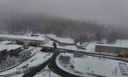 TEM Otoyolu kar yağışının etkisi altında