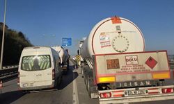 LPG yüklü tanker otomobile çarptı, facianın eşiğinden dönüldü