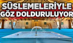 Ahşap Çay Camii süslemeleriyle göz dolduruluyor