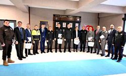 Başarılı polisler ödüllendirildi