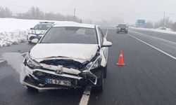 Bingöl-Diyarbakır Yolunda Kaza: 5 Kişi Yaralandı