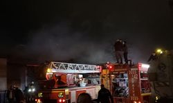 Düzce’de Korkutan Fabrika Yangını! Alevler 2,5 Saatte Söndü