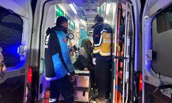 Elazığ’da Karlı Yollar Aşıldı, Hasta Kadın Kurtarıldı